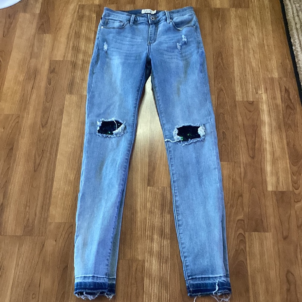 Jessica Simpson Kiss Me Super Skinny Light Wash Jeans  JR SIZE 16..